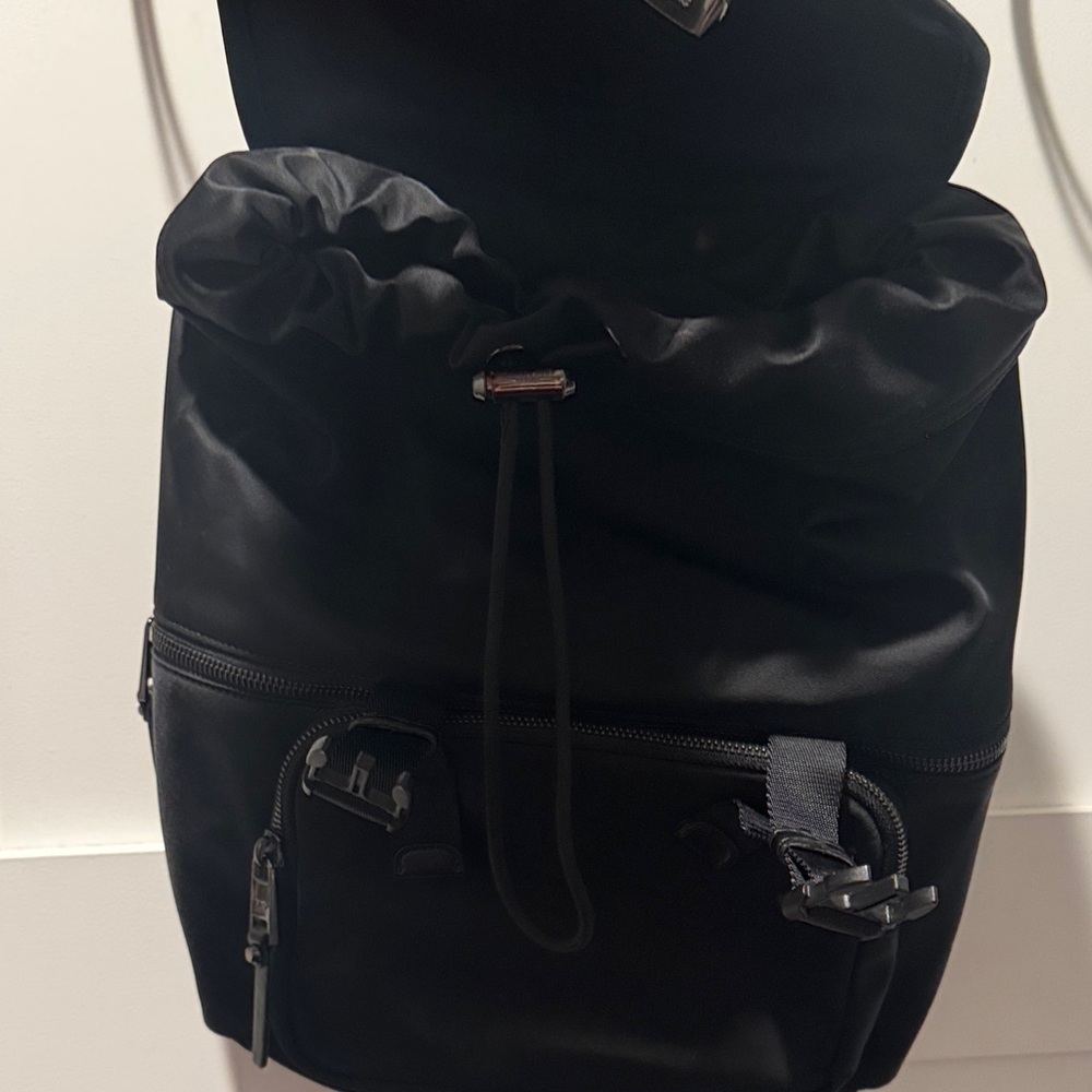 Michael Kors backpack - Picture 4 of 5